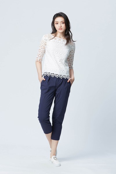 Romantic lace flower blouse