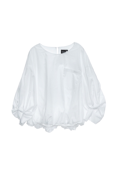 白色立體泡袖單品上衣