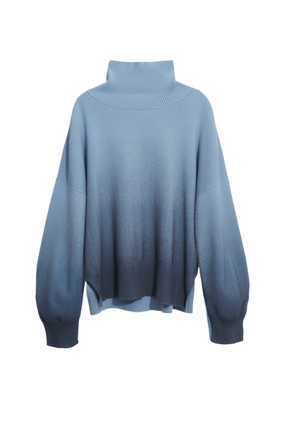 珍珠藍漸層染針織上衣