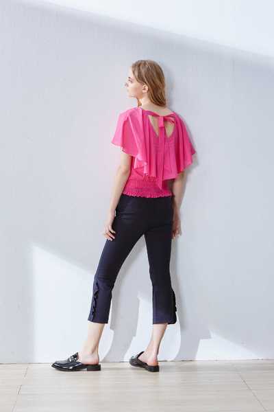 Wrinkle design top