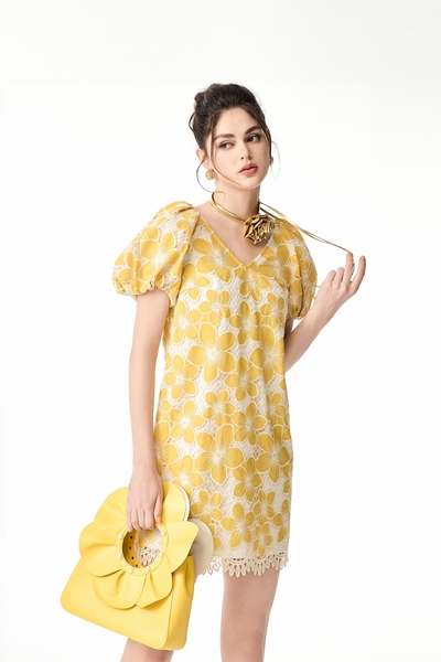 熱帶花卉刺繡洋裝