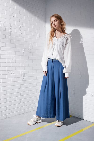 Thin cotton shirt