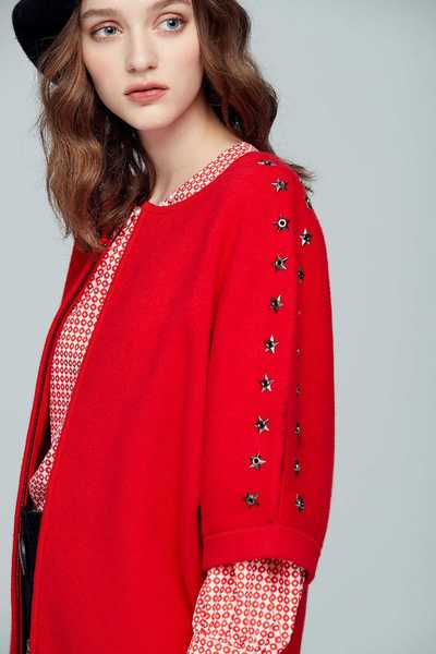 Classic three-quarter sleeve outwear