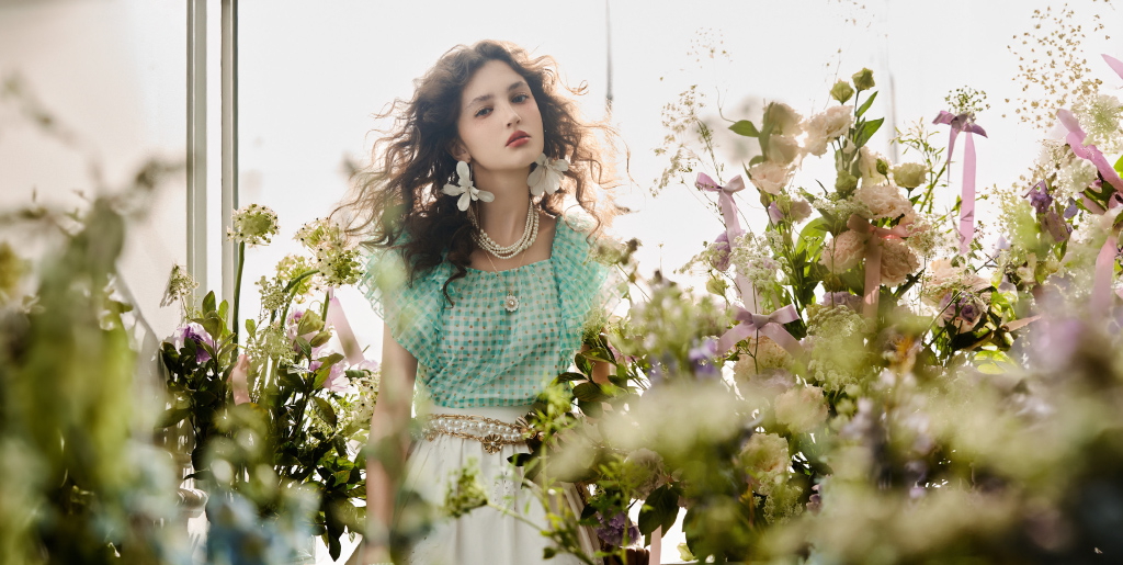 紫綠繁花 Verdant Violet Garden