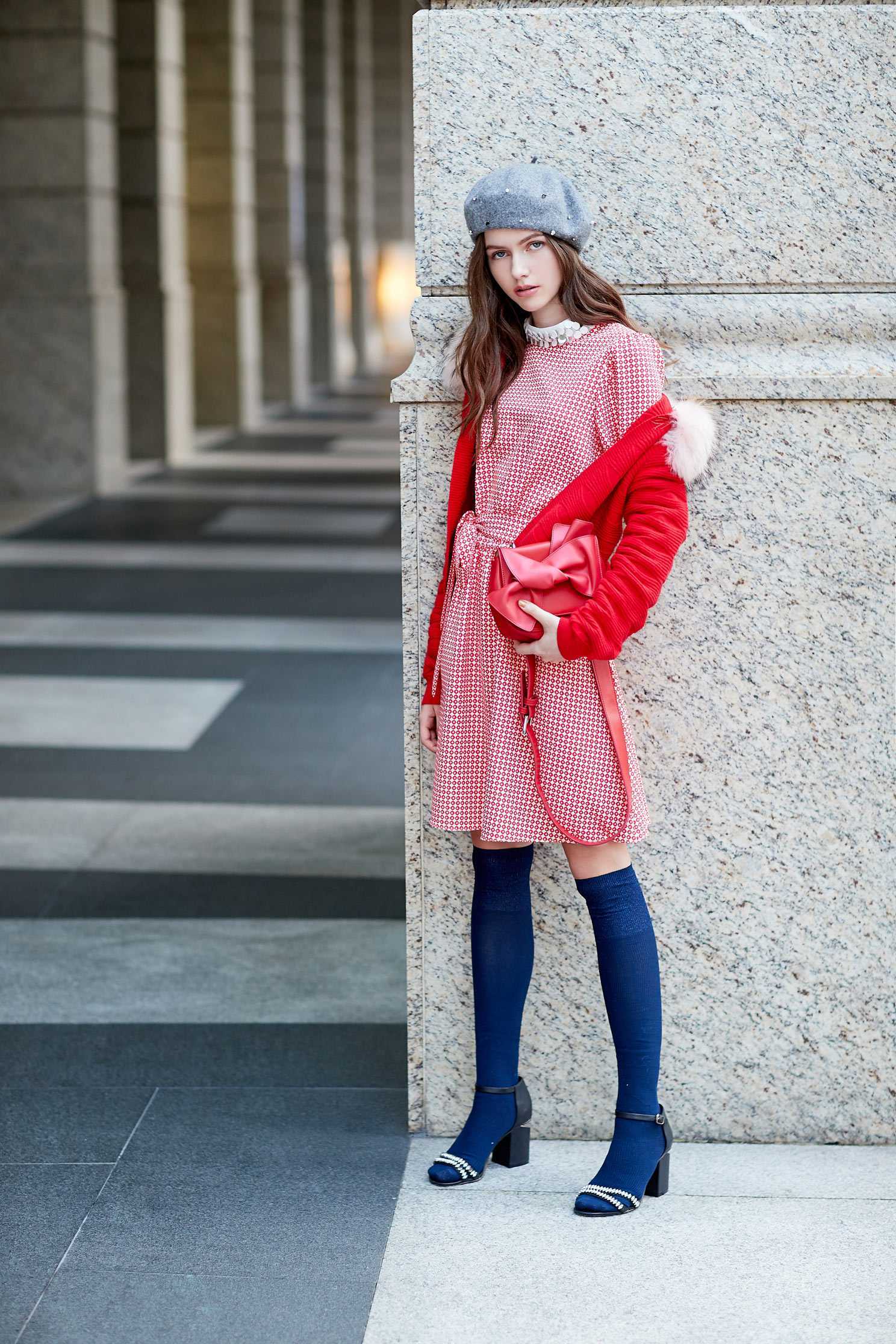 Cardigan with faux fur collar