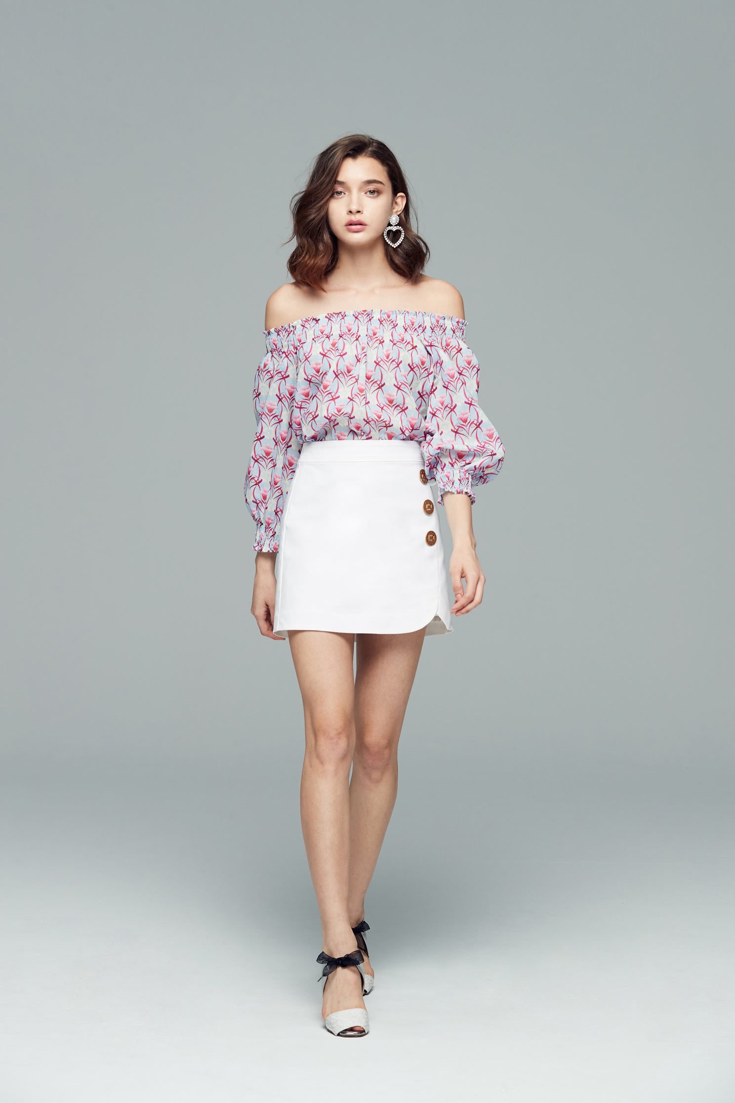 Buttoned fashion skirt