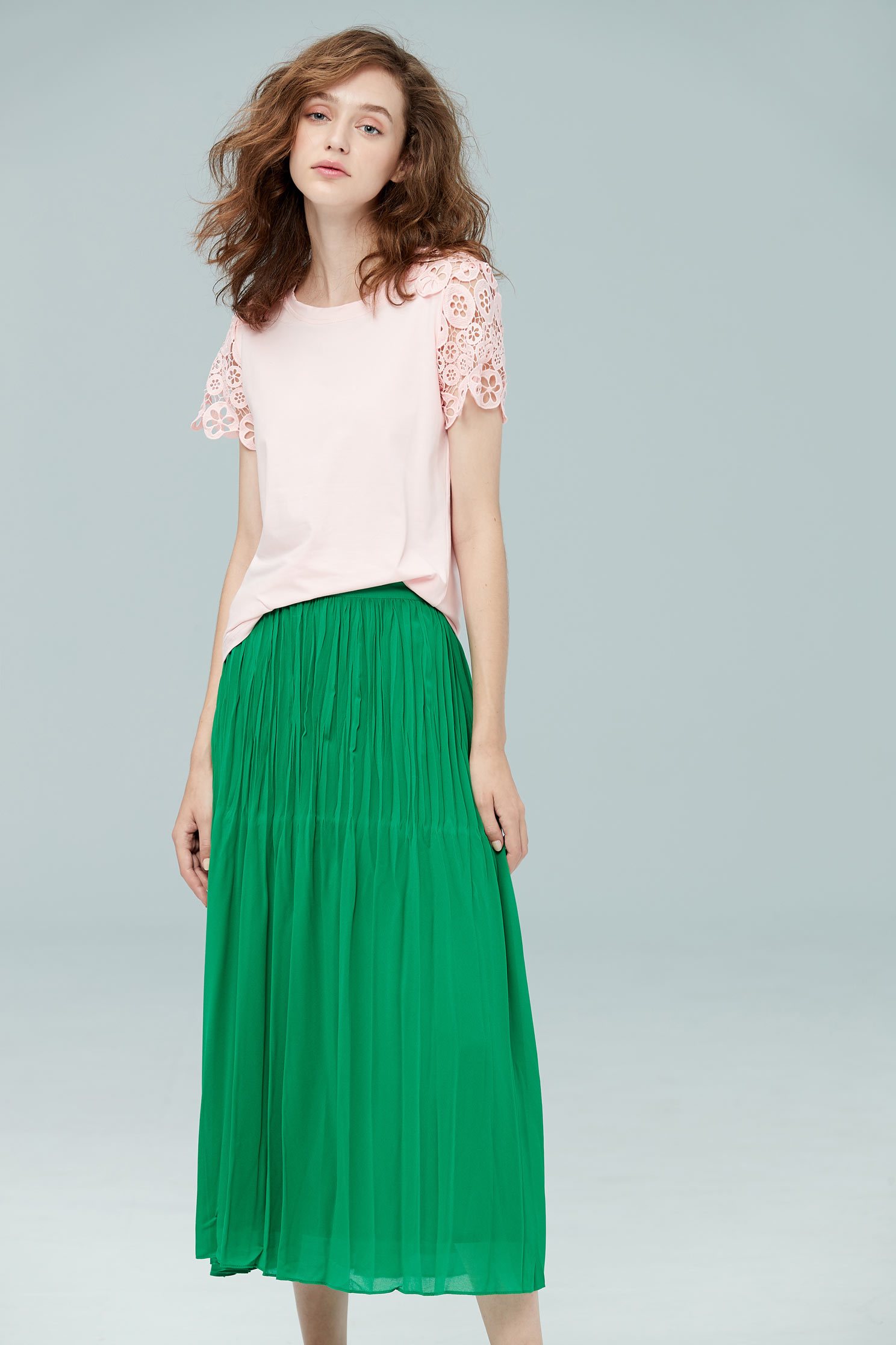 Wrinkled and elegant fashion skirt