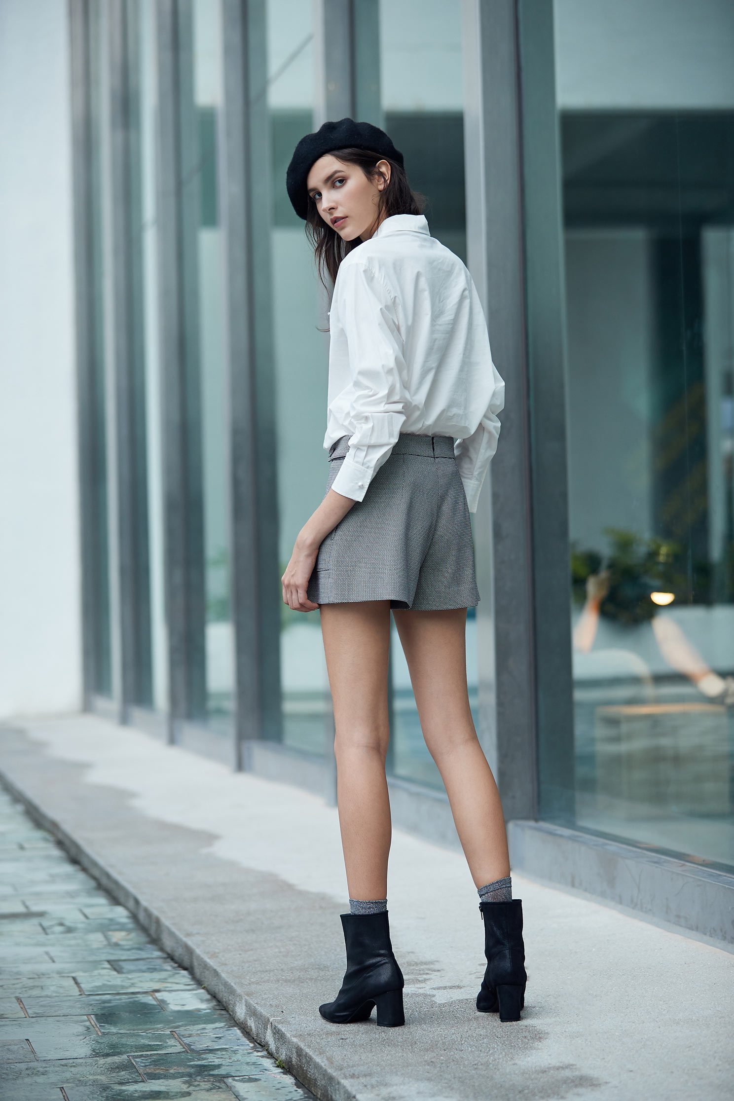 A Line Basic Slit Mini Skort