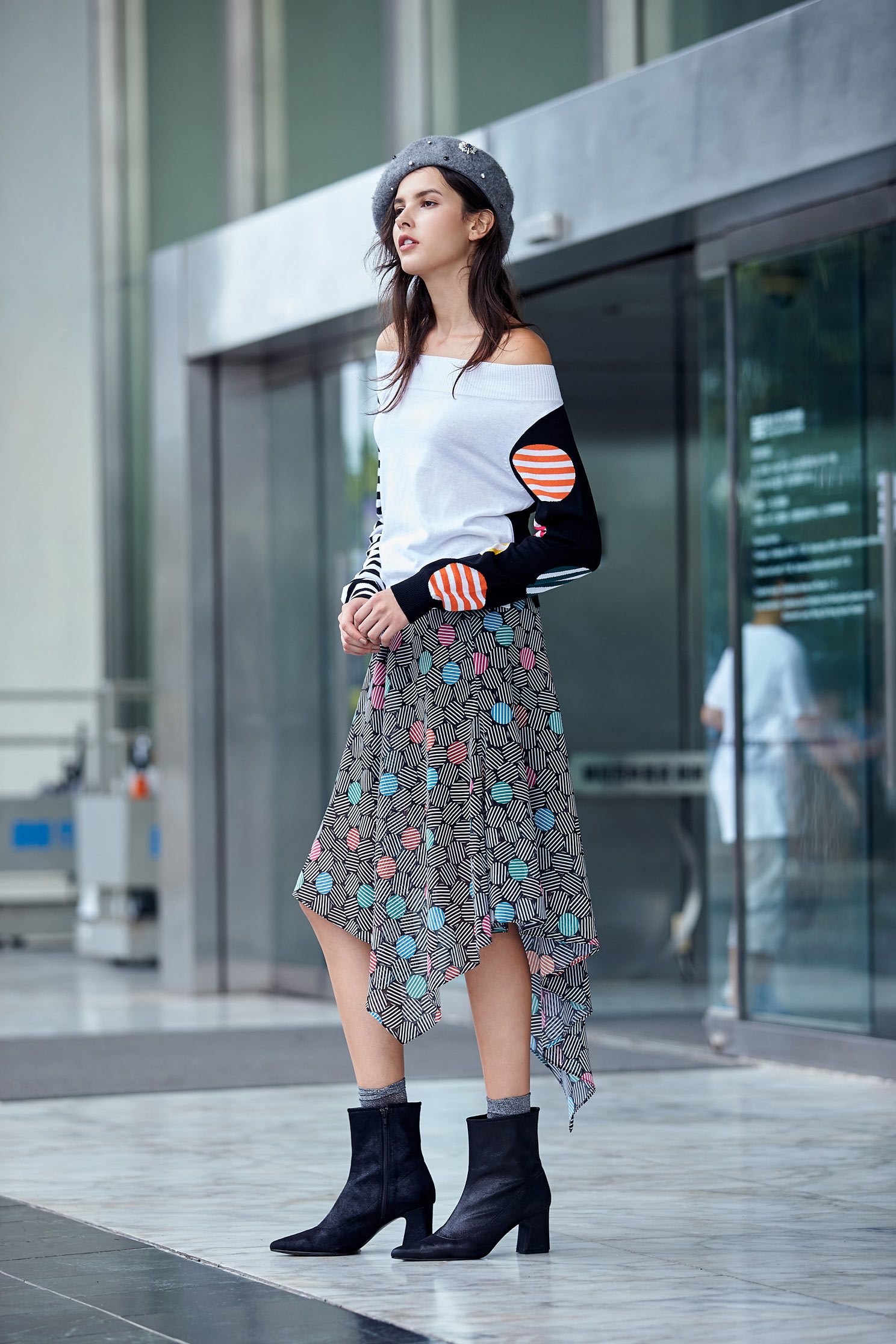 Shoulder off knit top