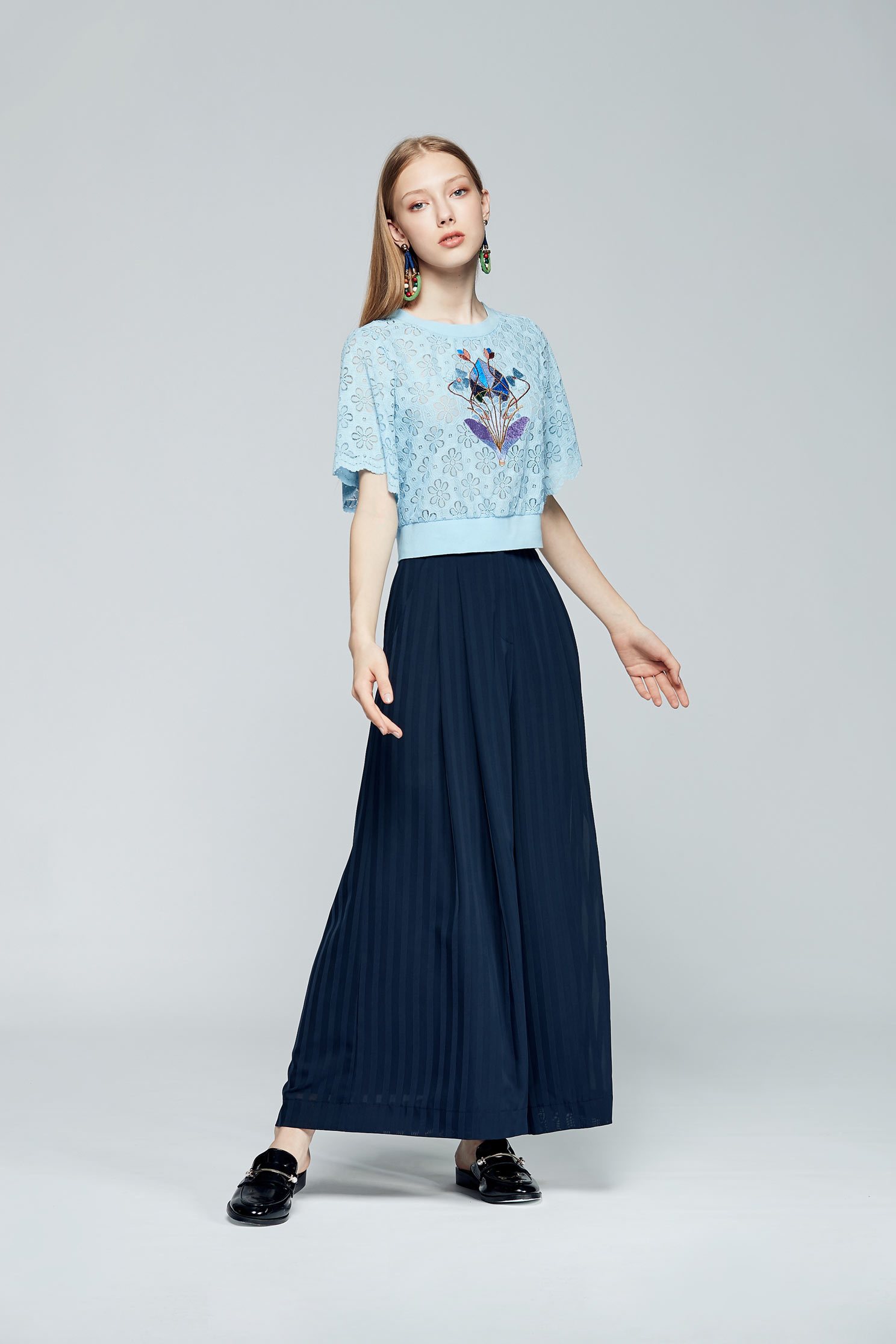 Full lace three-quarter sleeve top