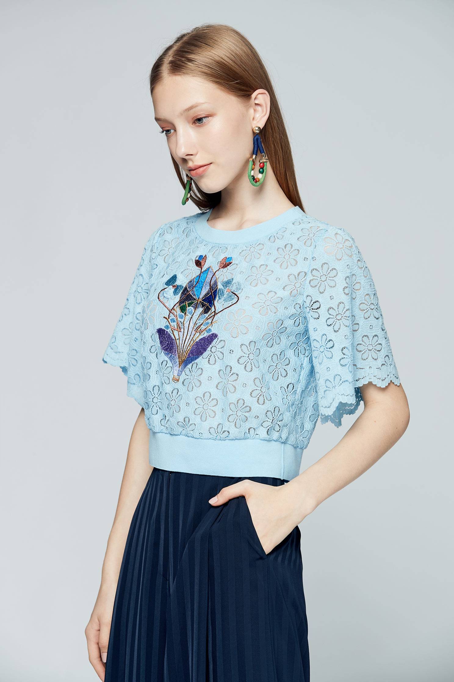 Full lace three-quarter sleeve top