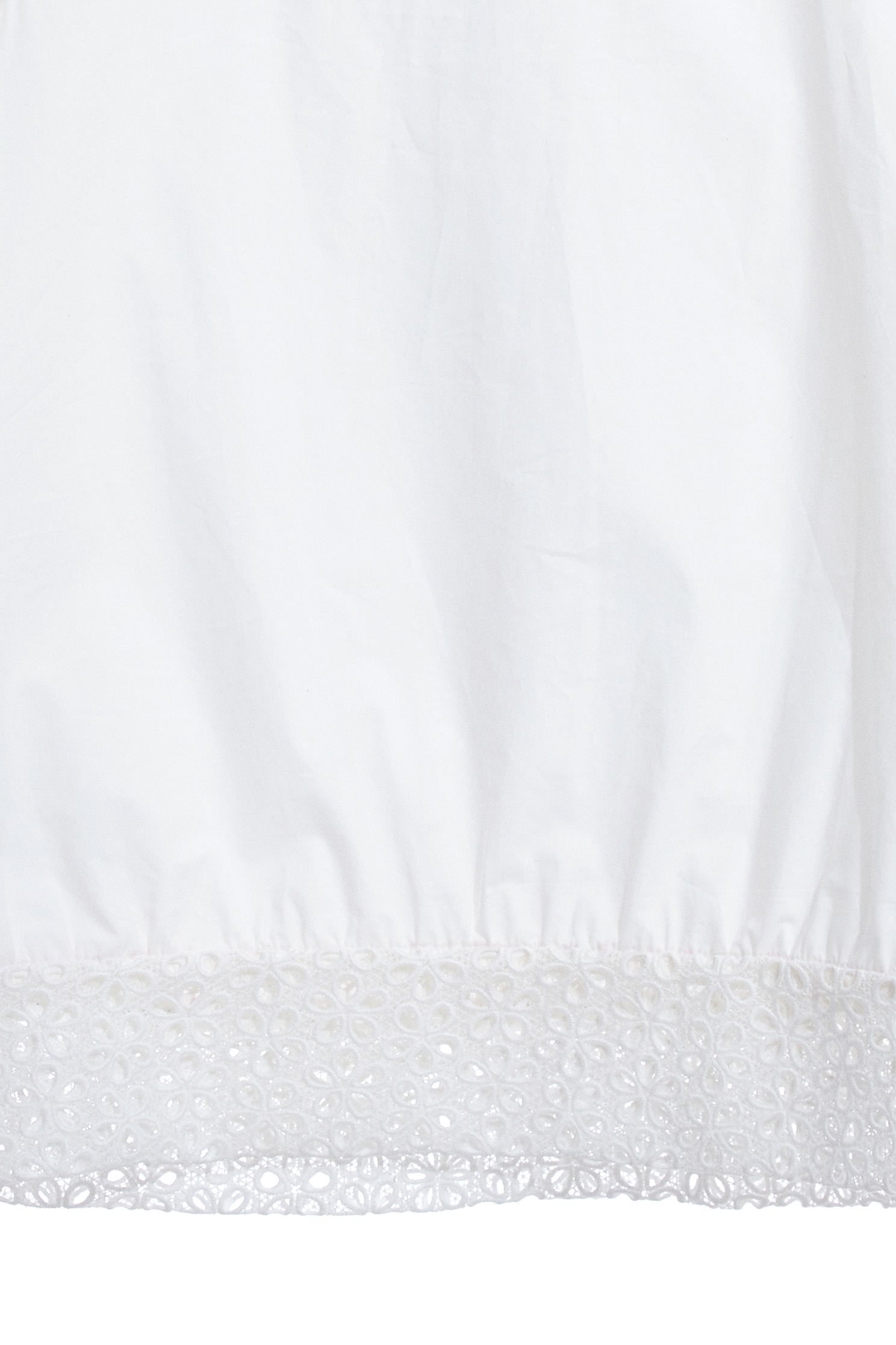 Classic elbow-length sleeve top