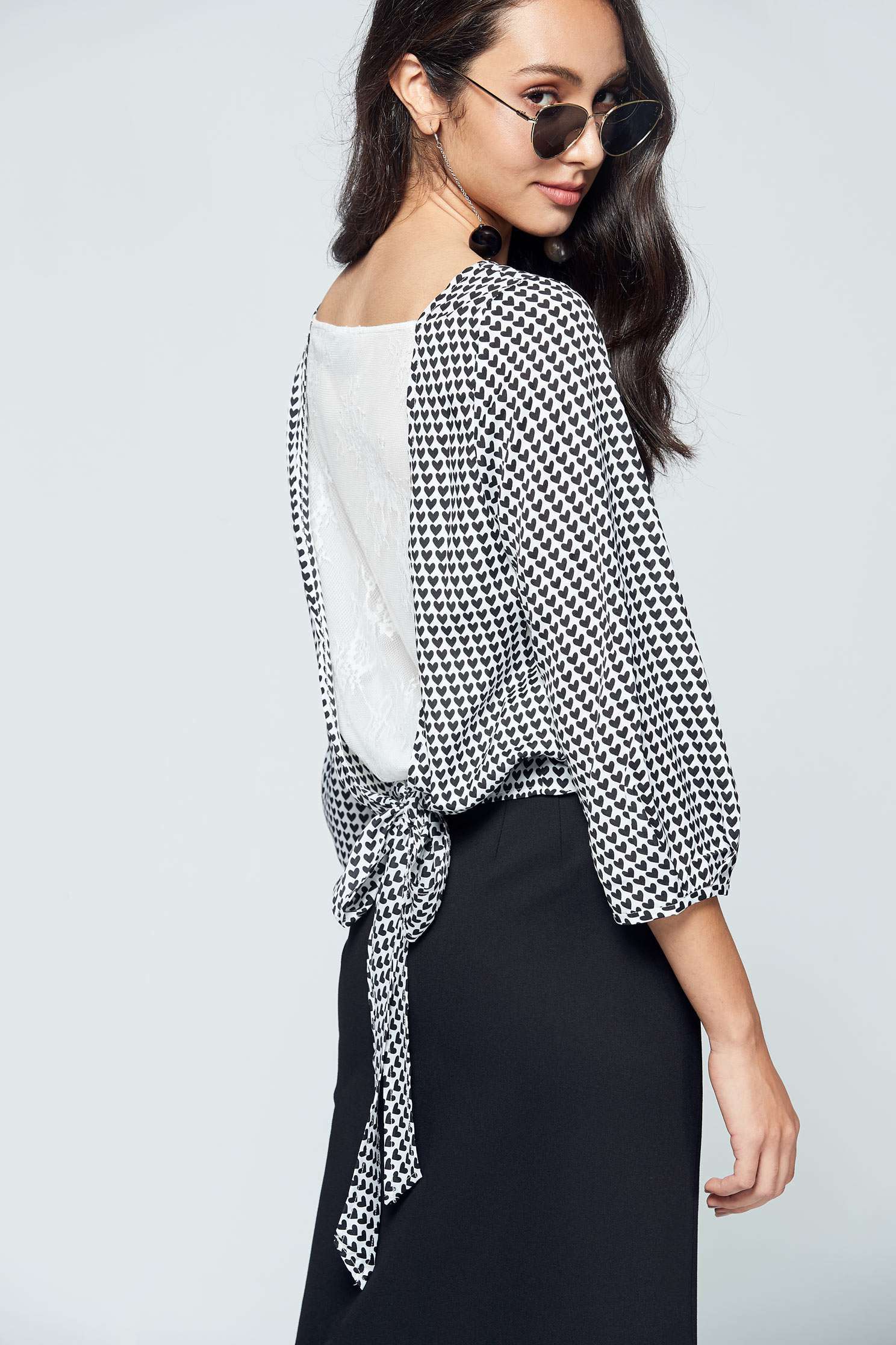 Elegant temperament classic design top