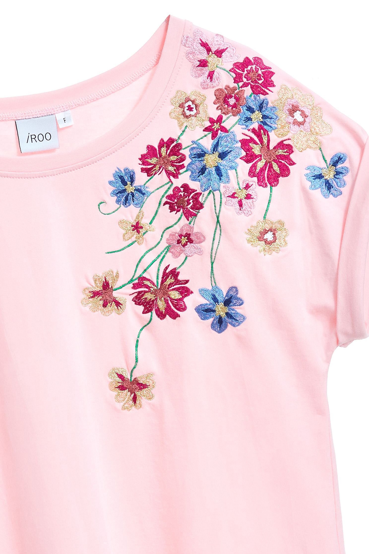 Elegant embroidered cotton T-shirt