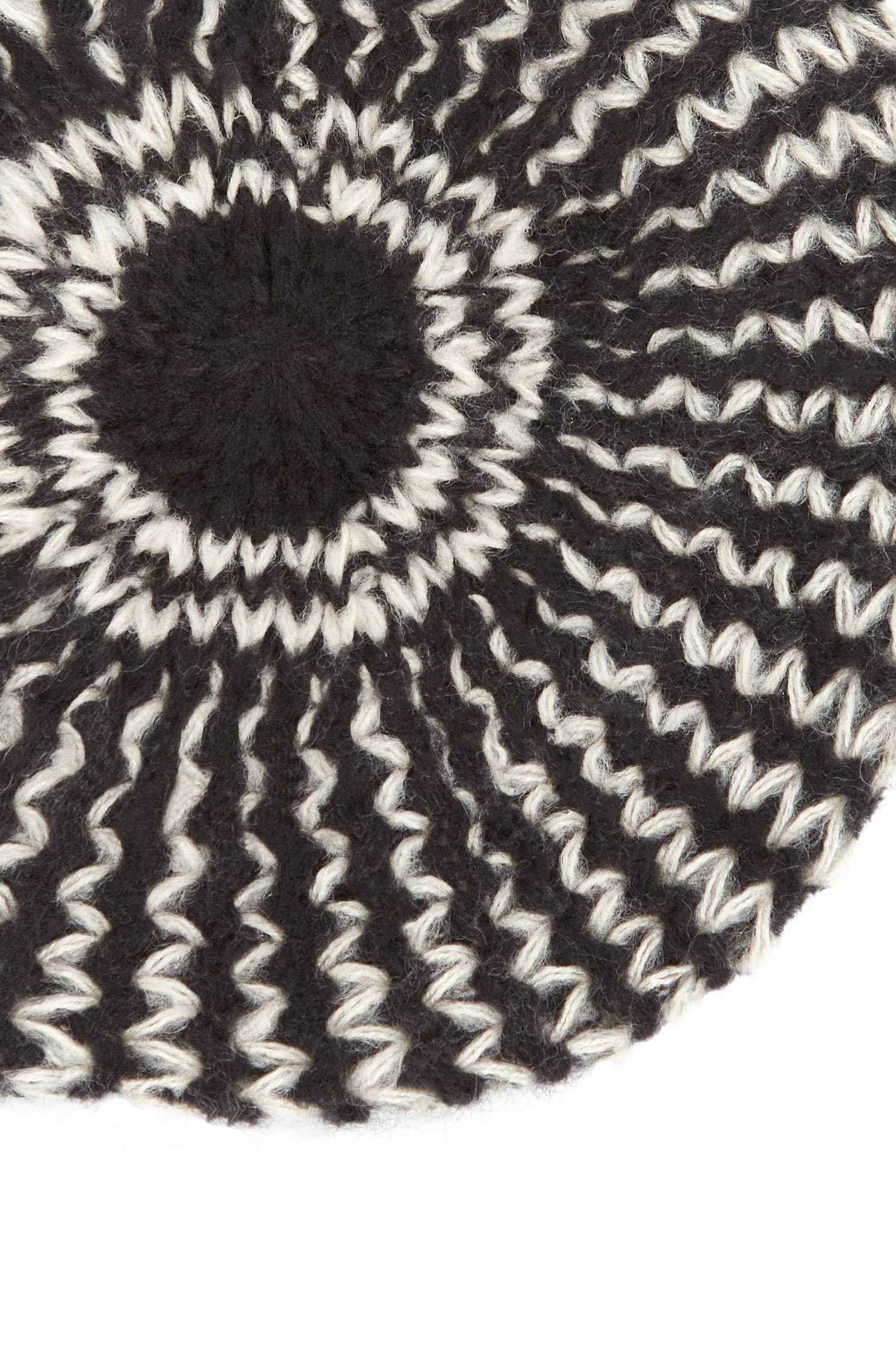 Knitted fashion beret