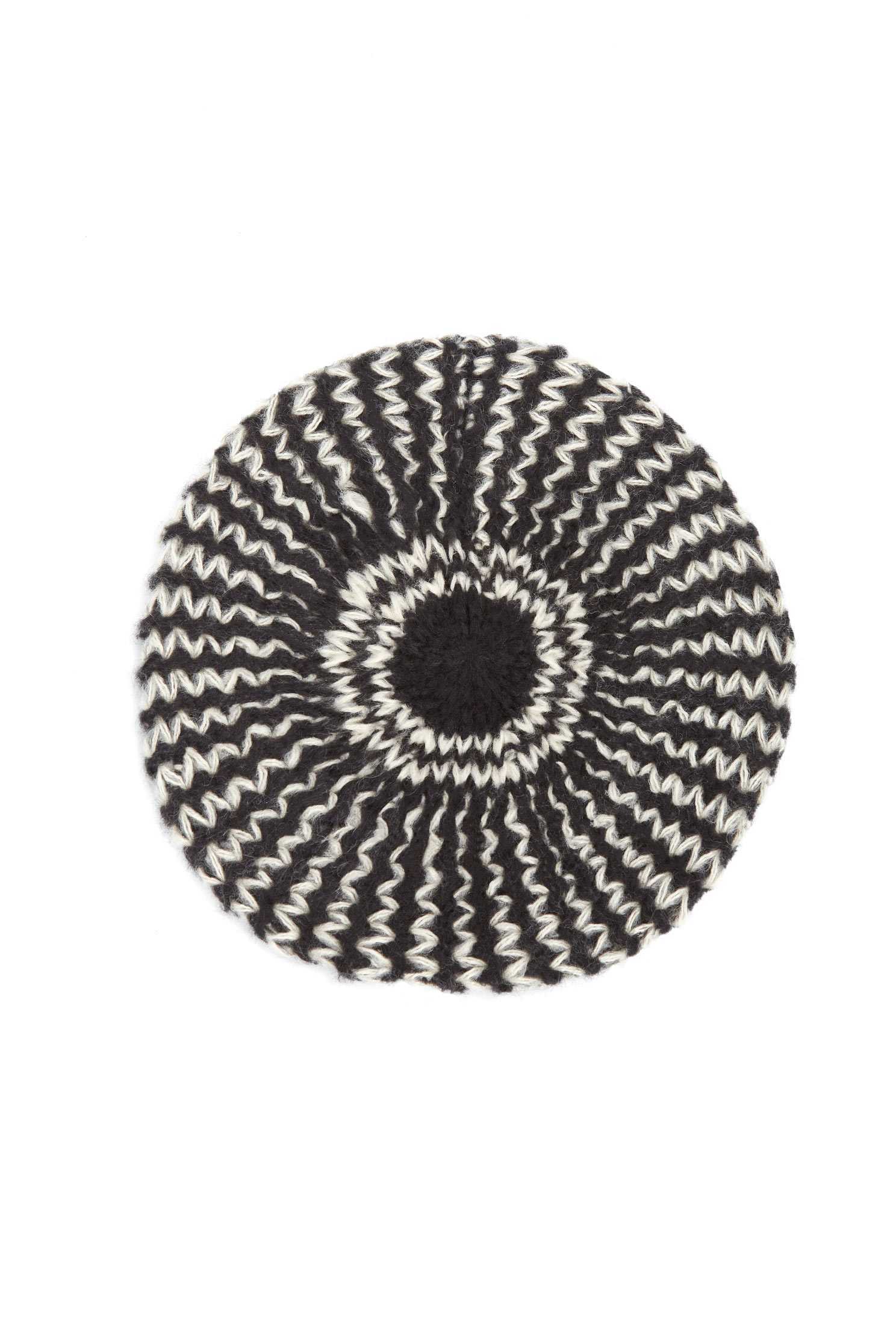 Knitted fashion beret