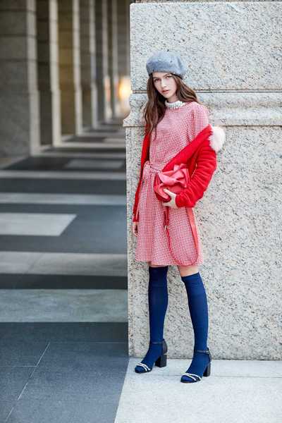 Cardigan with faux fur collar