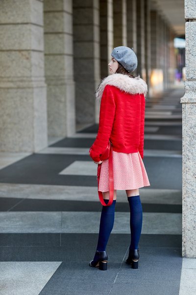Cardigan with faux fur collar