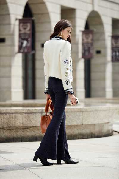 Forest embroidered classic knit coat