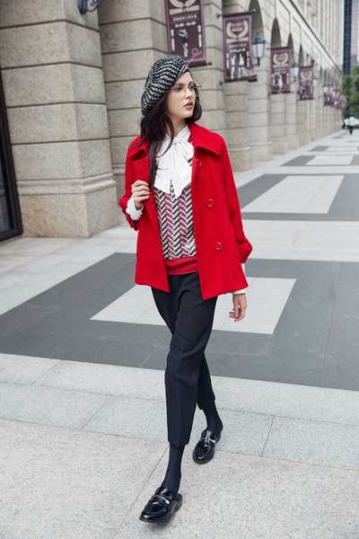 Elegant lapel classic jacket