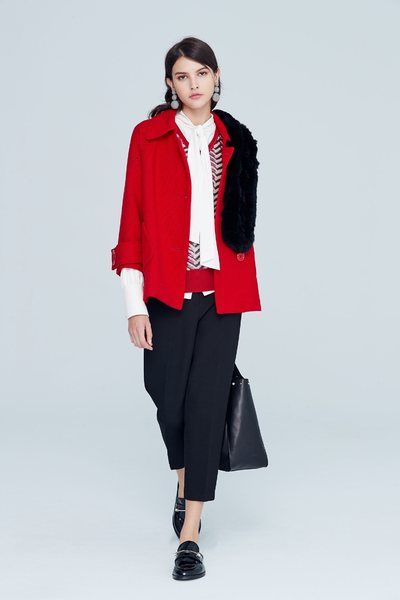 Elegant lapel classic jacket