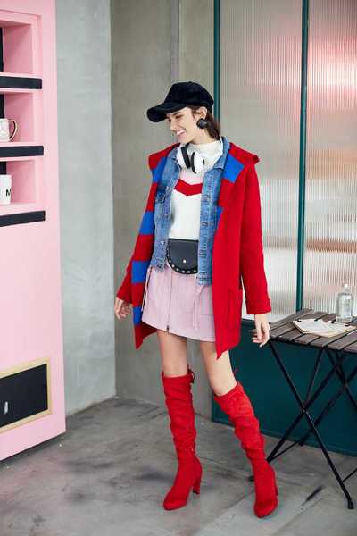 Hooded knit coat