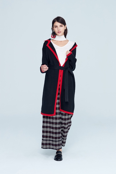 Classic coat with tie belt