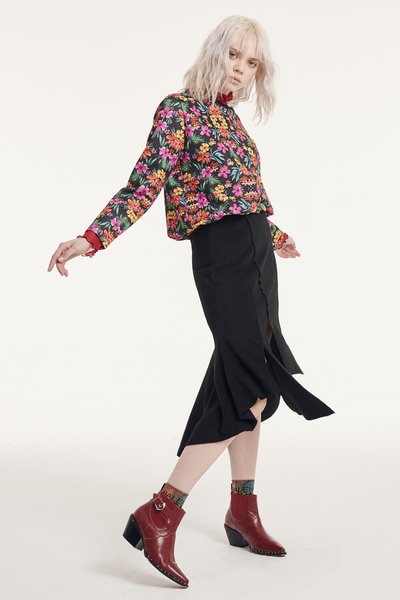 Irregular classic fashion long skirt