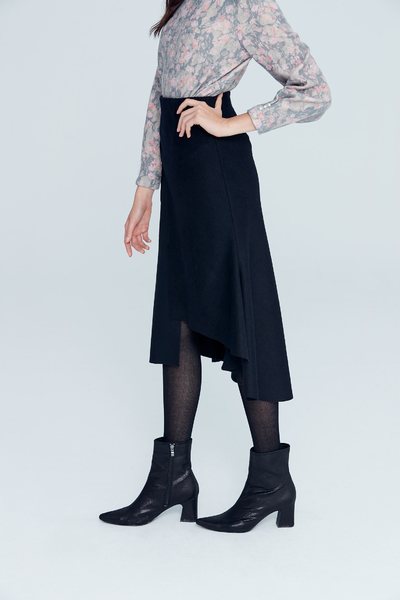 Irregular classic fashion long skirt