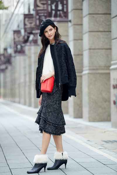 Elegant classic design long skirt