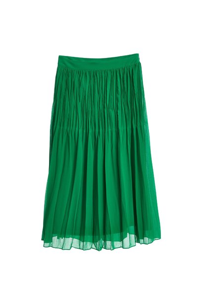 Wrinkled and elegant fashion skirt