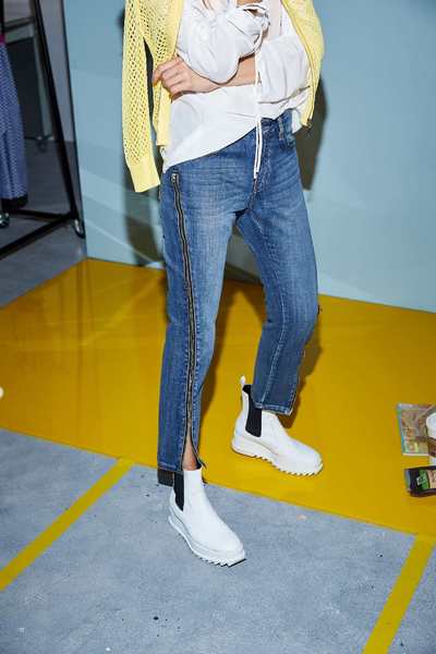 Side zipper slim jeans