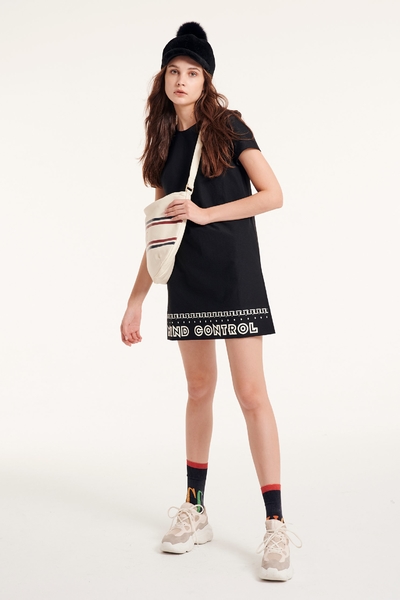 One-piece slogan printing dress
