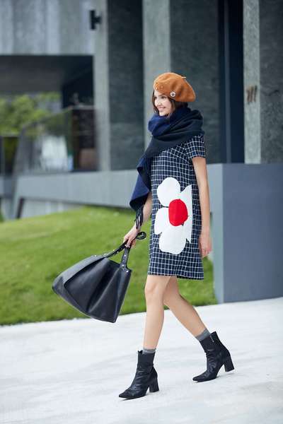 Navy blue england checkered dress