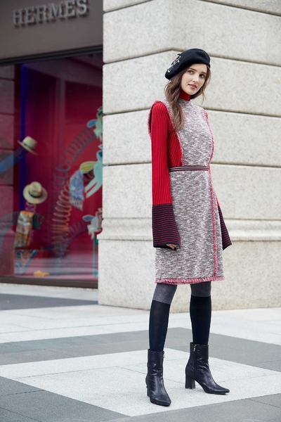 Elegant vintage classic design sleeveless dress