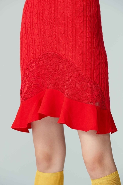 wavy hemline knit dress