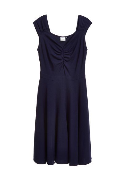 Elegant wrinkle design dress