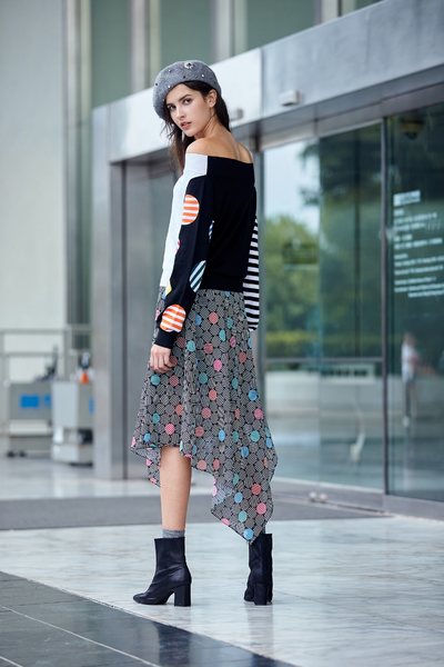 Shoulder off knit top