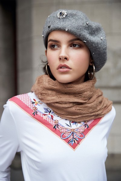 Floral Embroidered Cotton Collared top