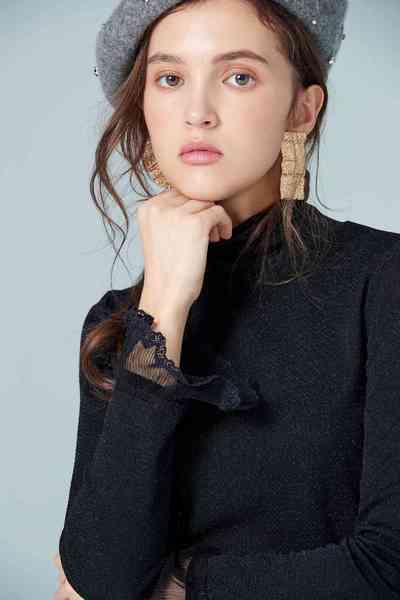 lace spliced blouse