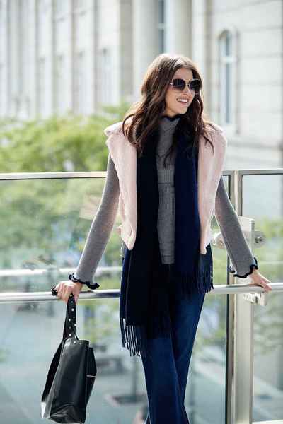 Wavy style knit long sleeve top
