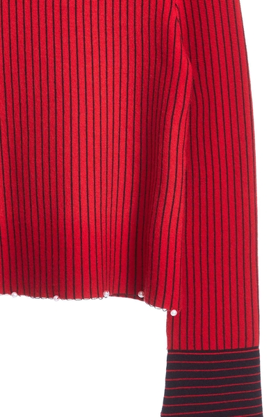 High neck and wide sleeve classic design top