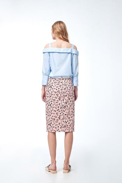 Elegant Off-the-shoulder top