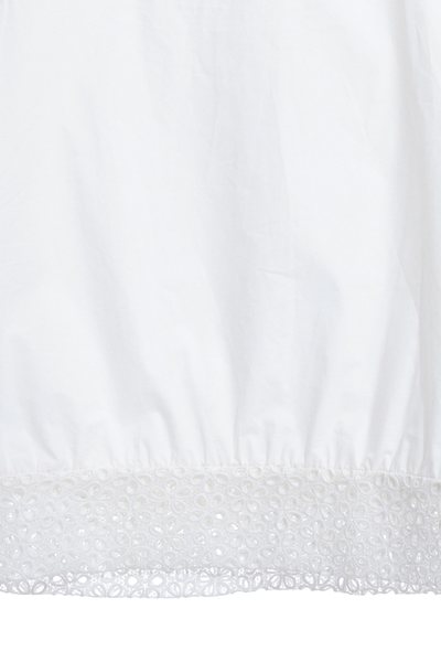 Classic elbow-length sleeve top