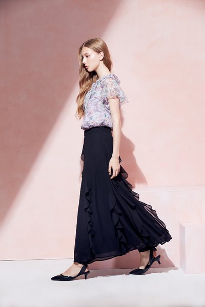Elegant floral design top