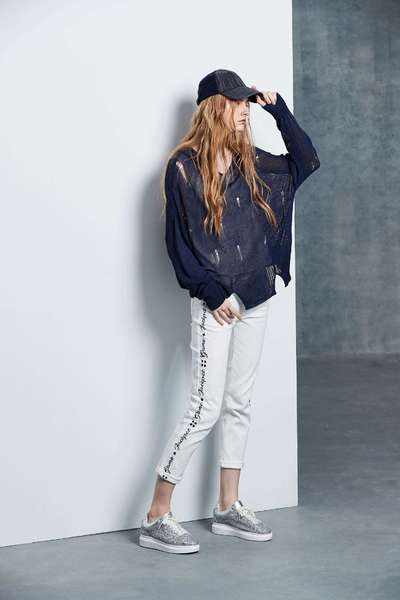 Slogan popular denim trousers