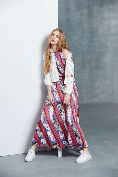 Elegant totem dress
