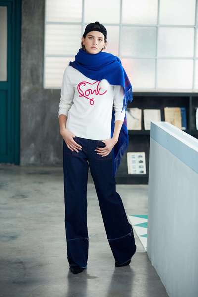 Fashion lively top