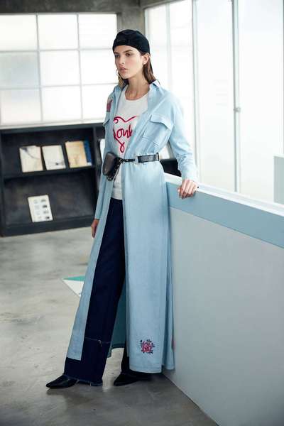 Fashion lively top