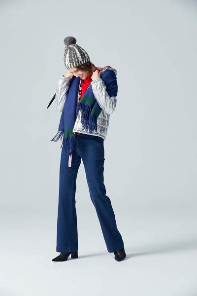 Color matching scarf